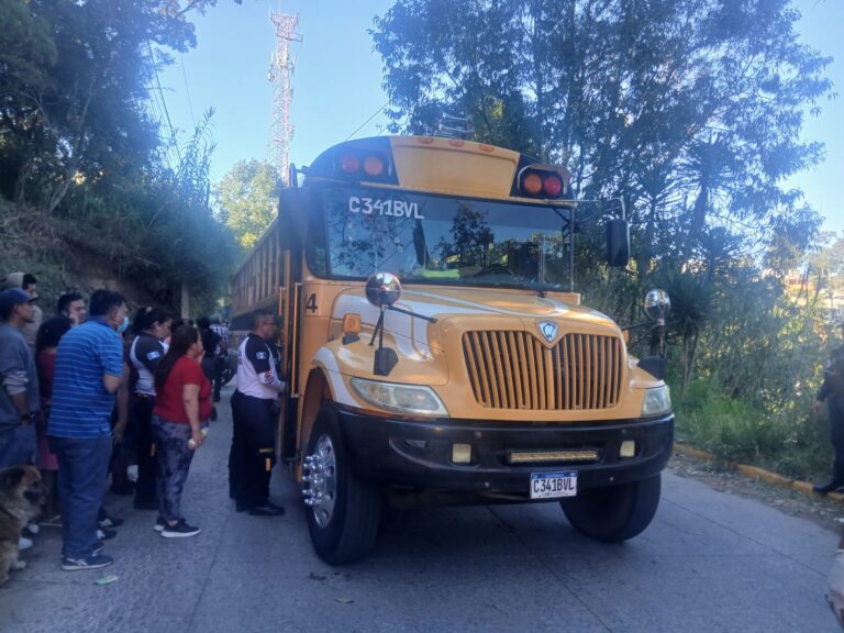 Ataque Armado en Bus Deja Dos Muertos en Aldea El Durazno