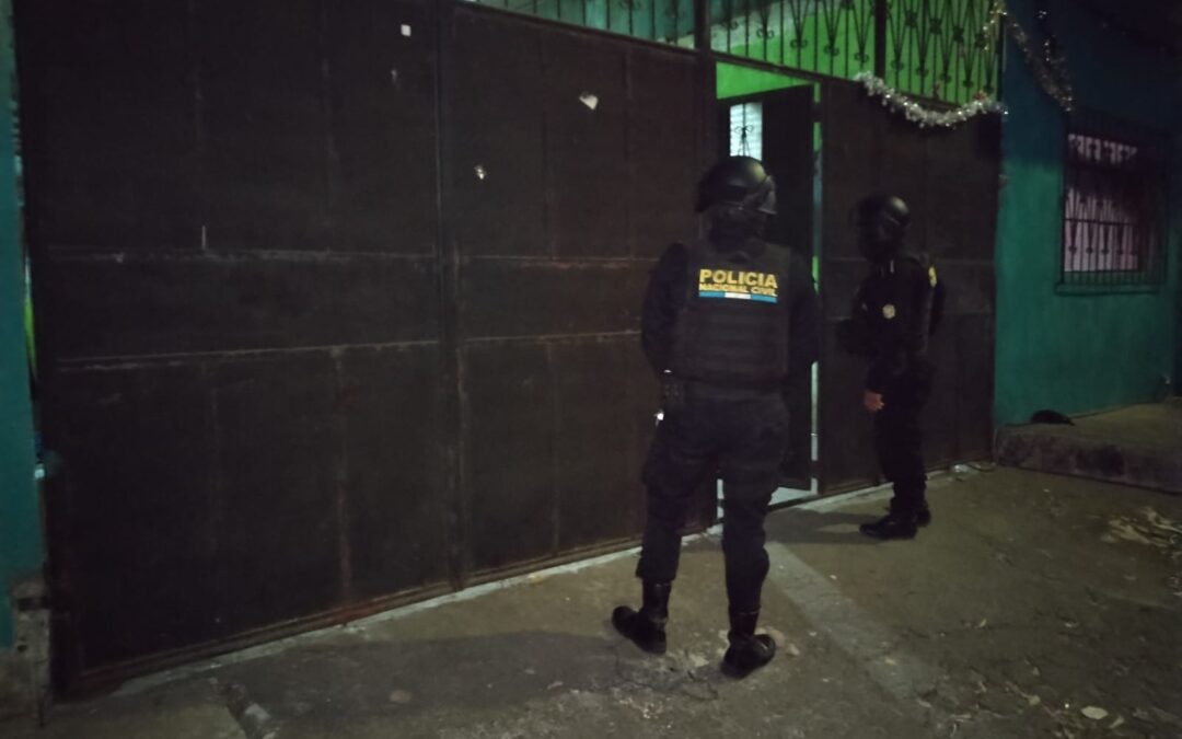 Allanamientos de DEIC y Fiscalía Desmantelan Red Criminal en Escuintla