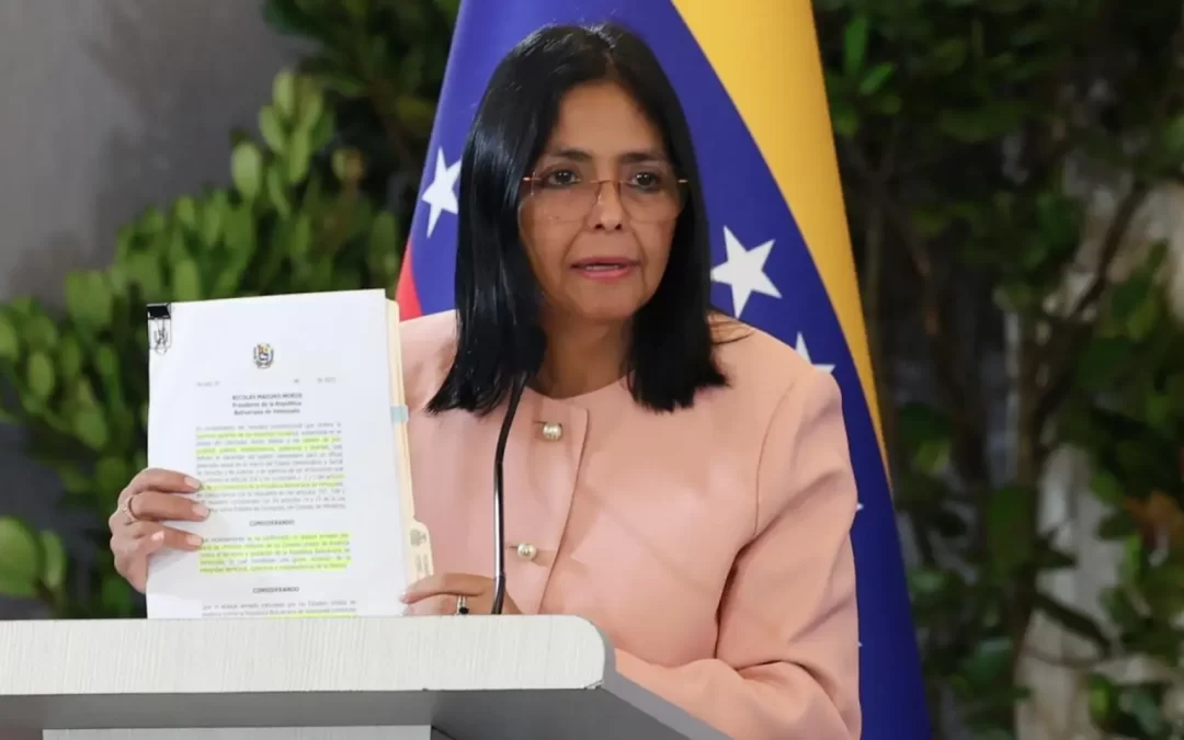 Delcy Rodríguez tiende la mano a Washington mientras Trump exige «acceso total» a Venezuela