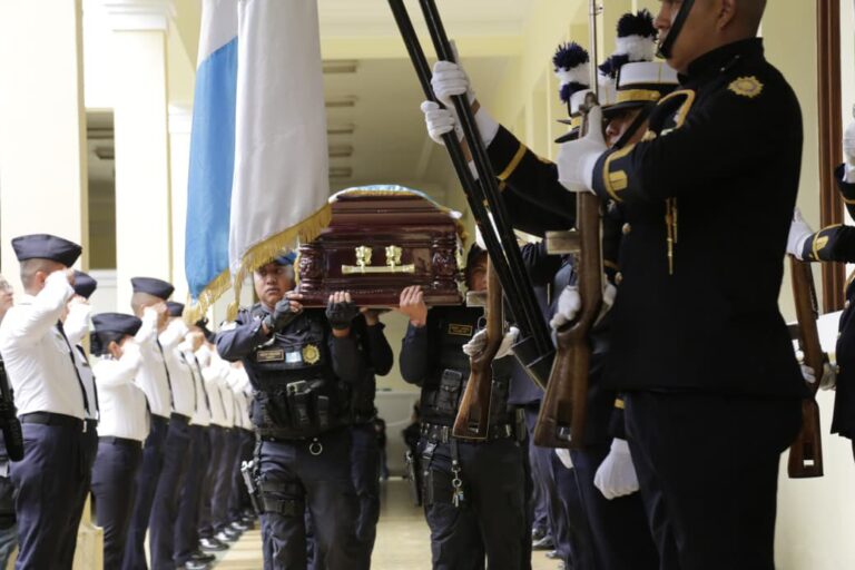 Luto en las Fuerzas de Seguridad: Asciende a 11 el Número de Policías Caídos en Guatemala por Ataques del Barrio 18