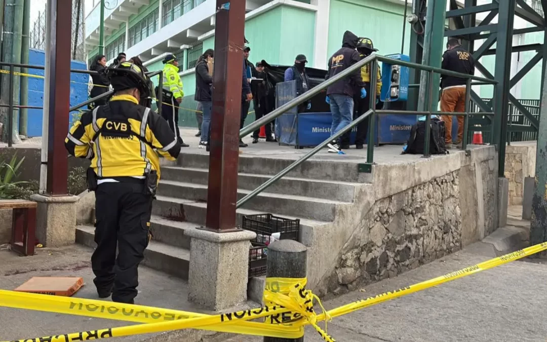 Tragedia en Parada de Bus: Asalto Armado Cobra Vida de Tío y Deja Sobrino Herido en Ruta Interamericana